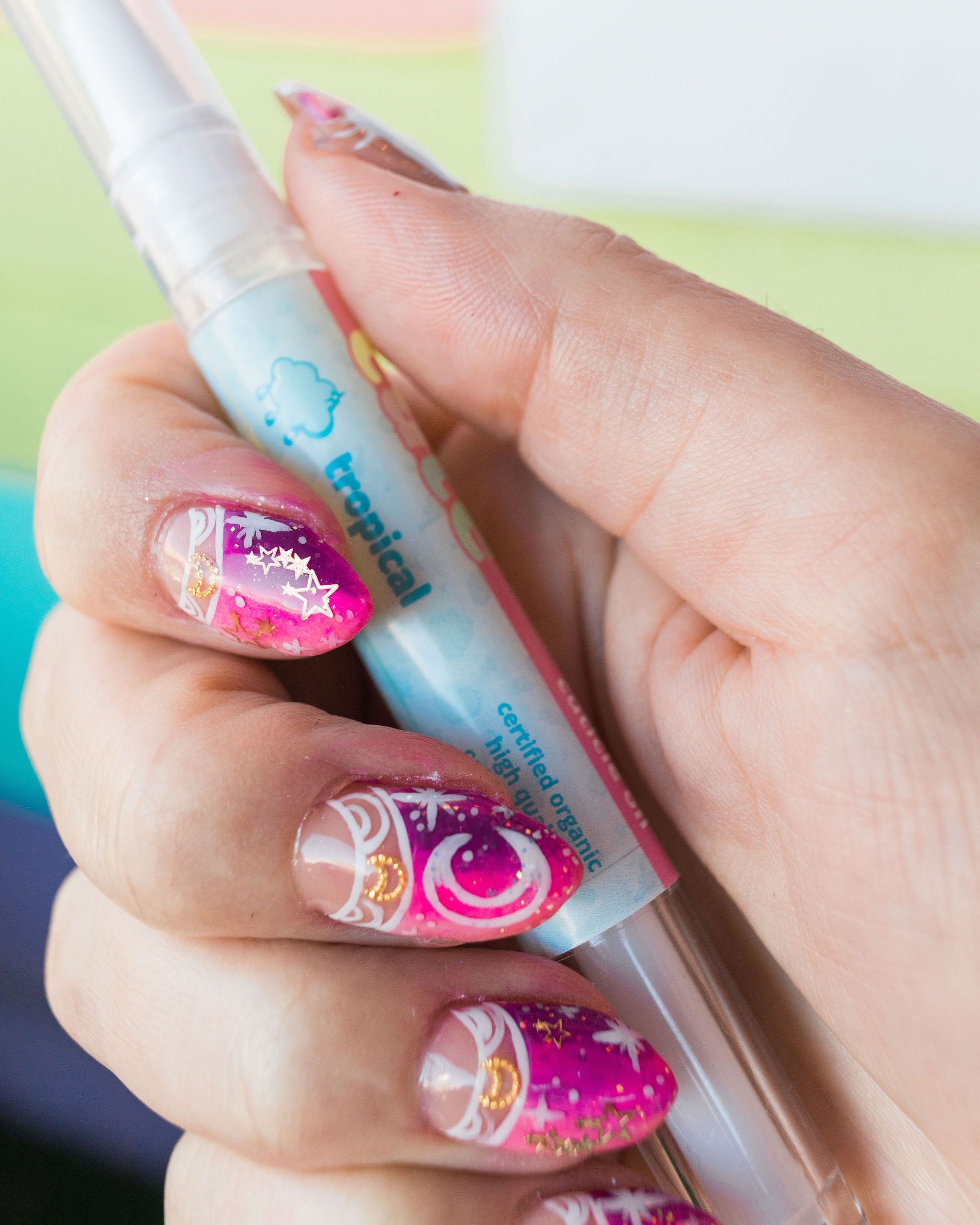 Tropical cuticle oil pen