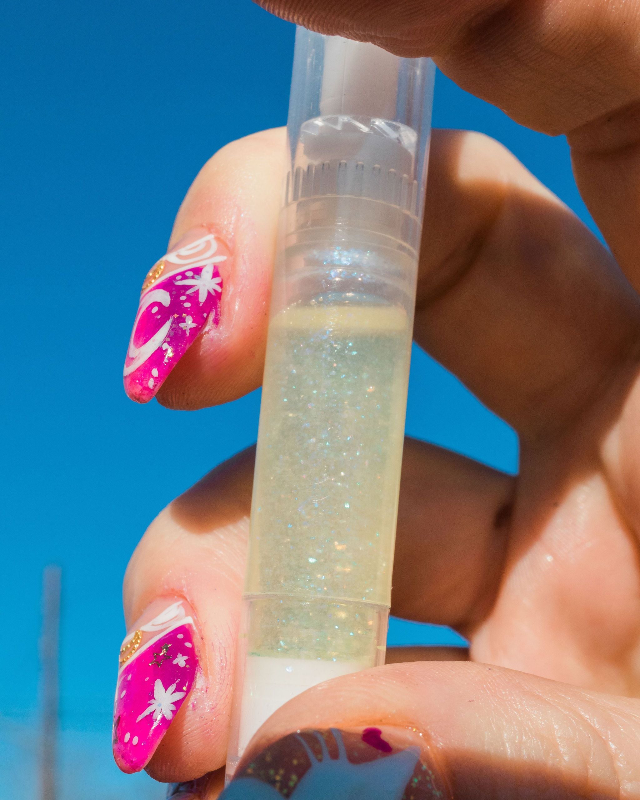 Tropical cuticle oil pen