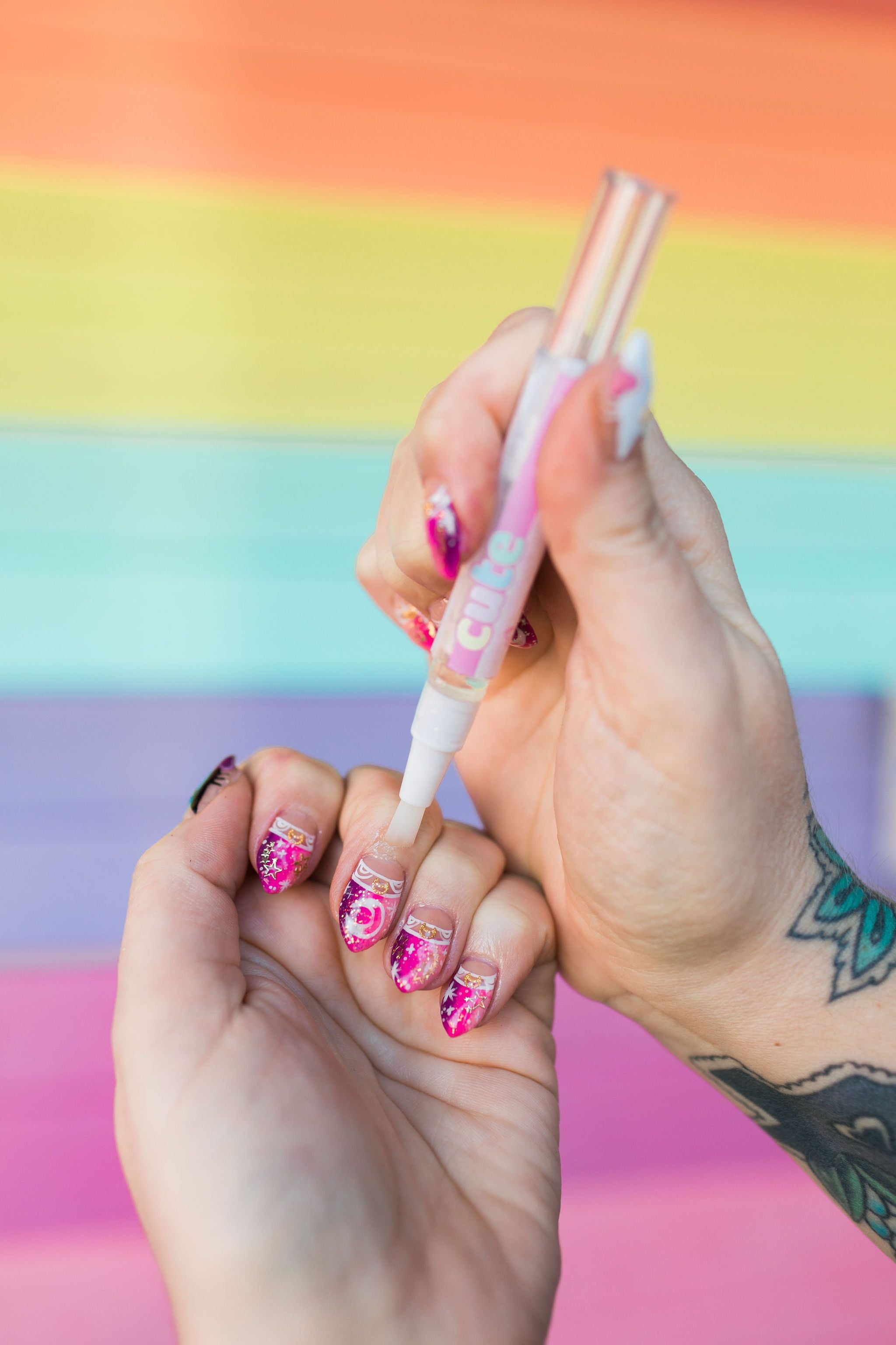 Tropical cuticle oil pen