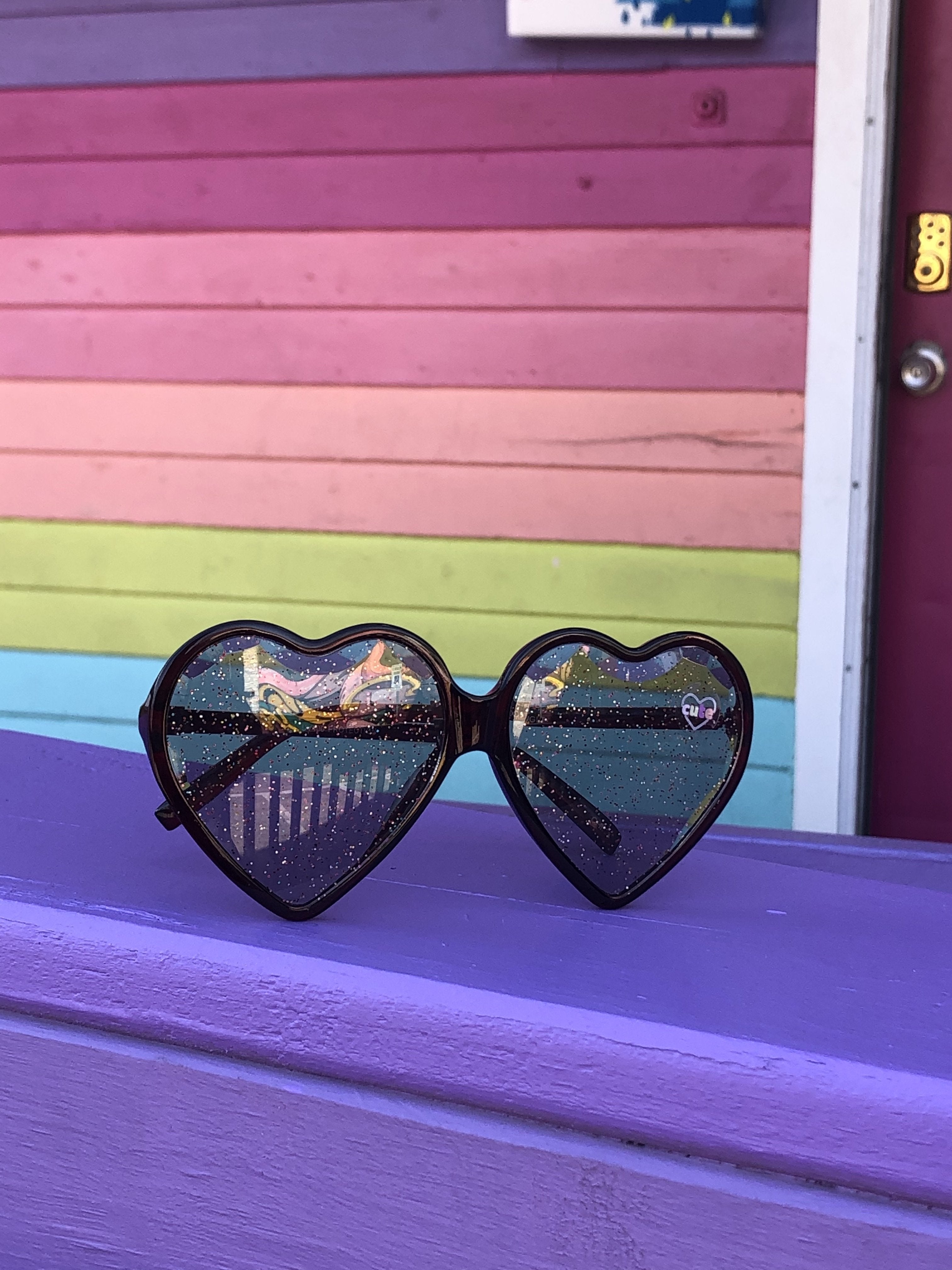 Glitter heart sunglasses