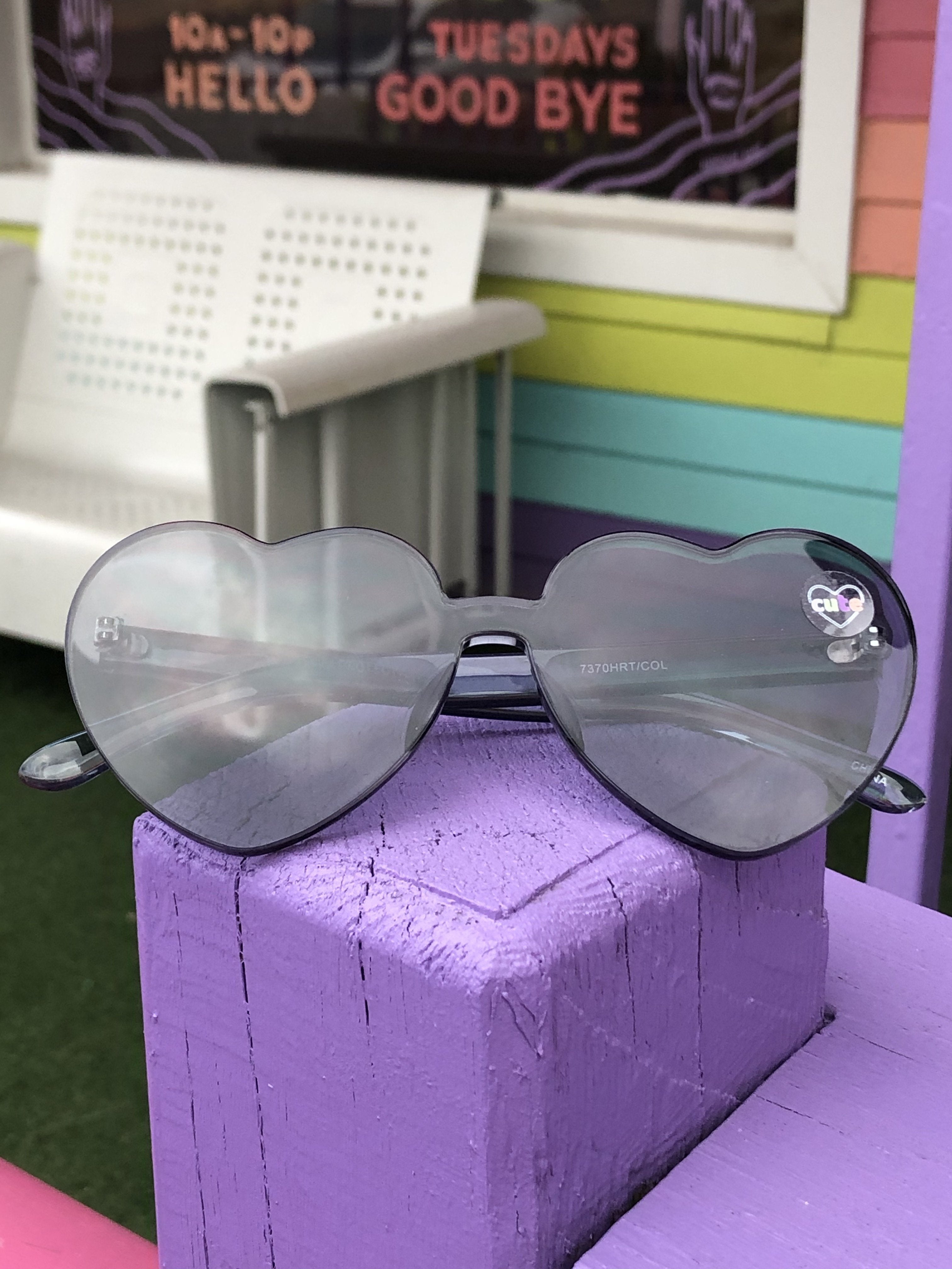 Rimless heart sunglasses