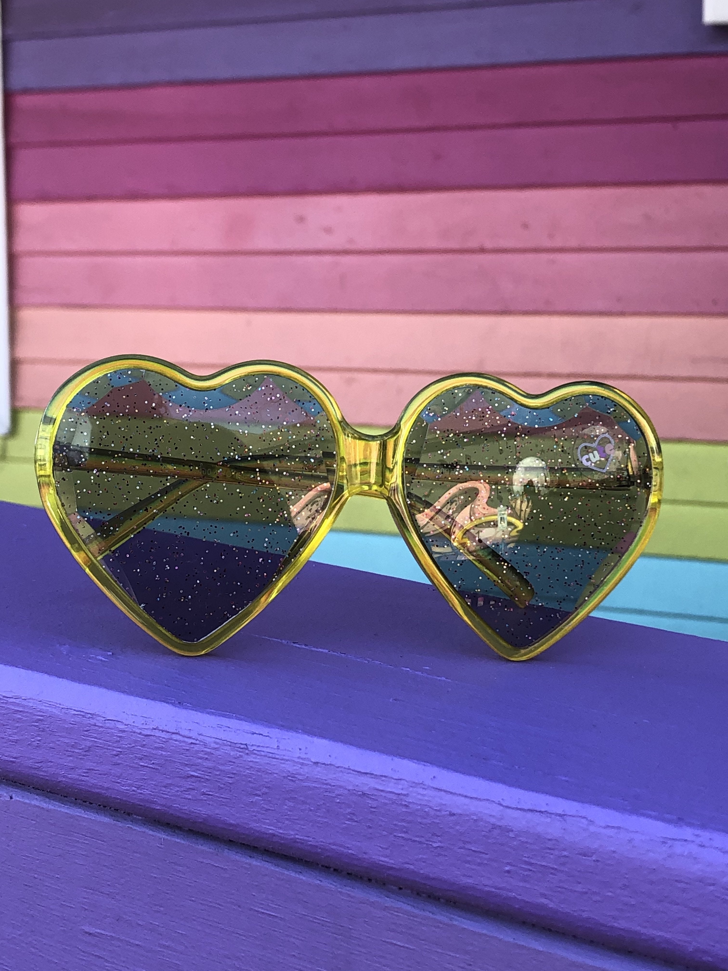 Glitter heart sunglasses